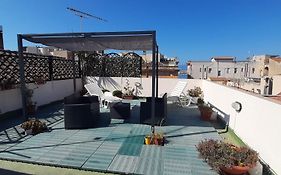Rosa'S Apartment With Terrace